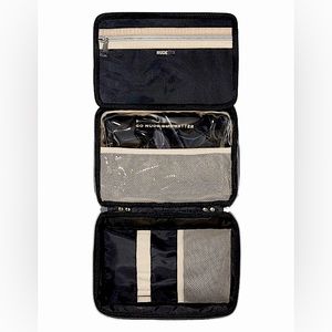NUDESTIX Hanging Cosmetic Case